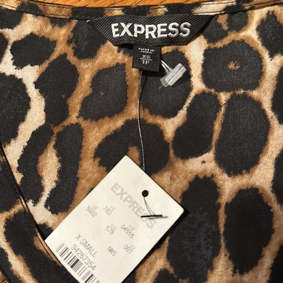 NWT’s Express leopard print dress size extra small - Picture 6 of 6